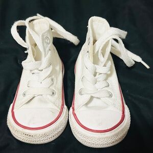 White all star converse baby